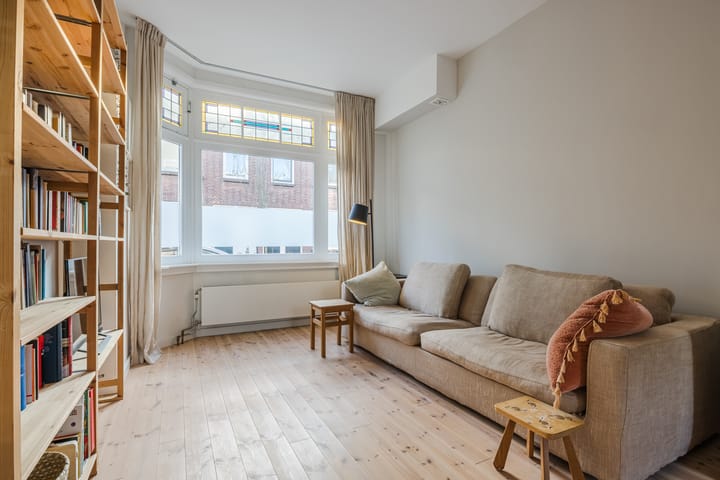 Photo 10 of Frans van Mierisstraat 22