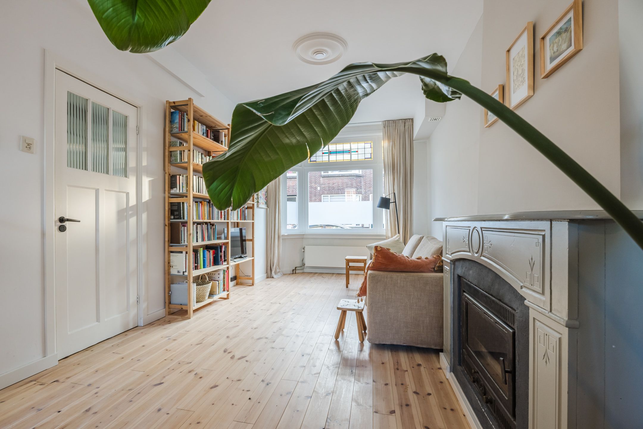 Photo 12 of Frans van Mierisstraat 22