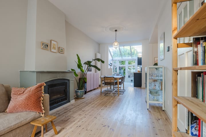 Photo 14 of Frans van Mierisstraat 22