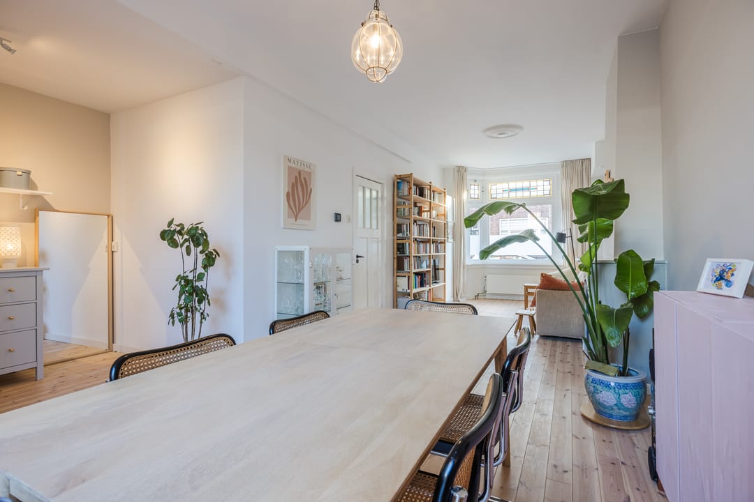 Photo 16 of Frans van Mierisstraat 22