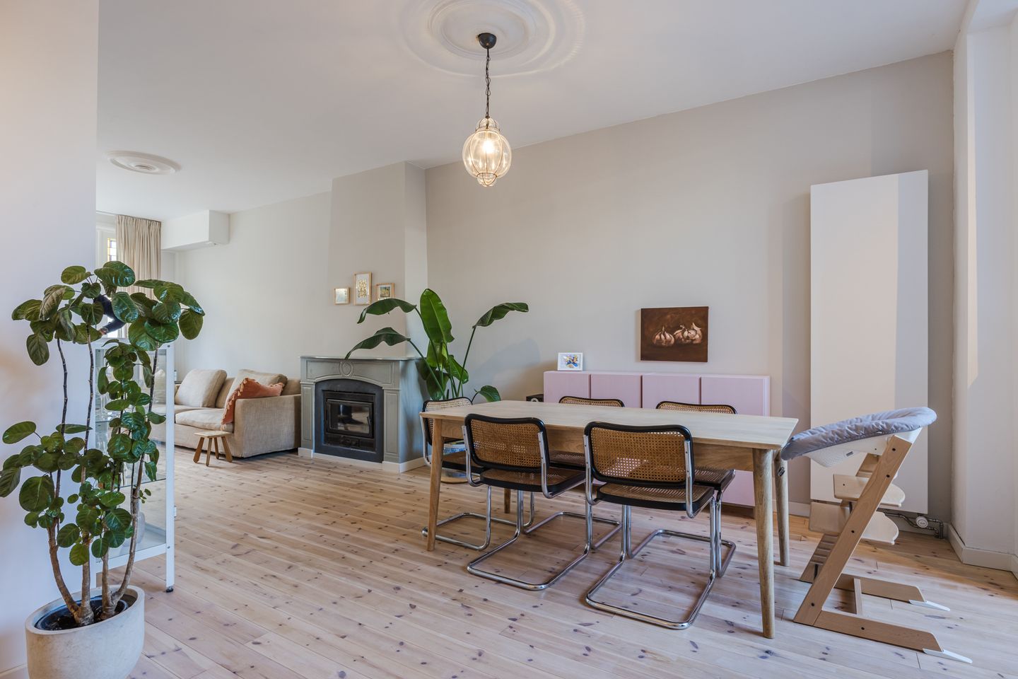 Photo 20 of Frans van Mierisstraat 22