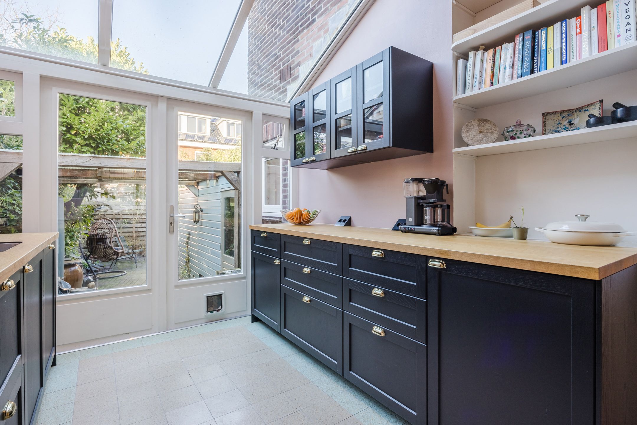 Photo 24 of Frans van Mierisstraat 22