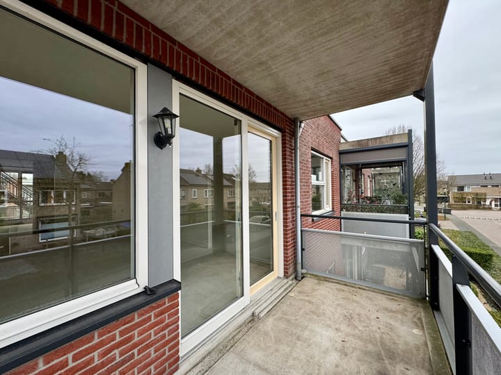 Photo 3 of Raadhuislaan 80-A19