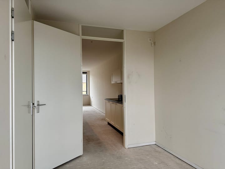 Photo 15 of Raadhuislaan 80-A19