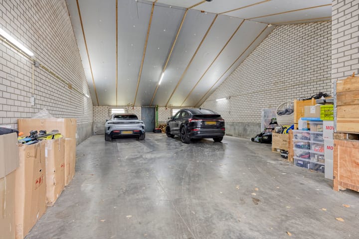 Photo 46 of Parallelweg 15