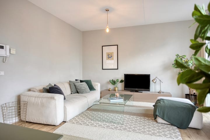 Foto 2 van Theo van Doesburghof 60