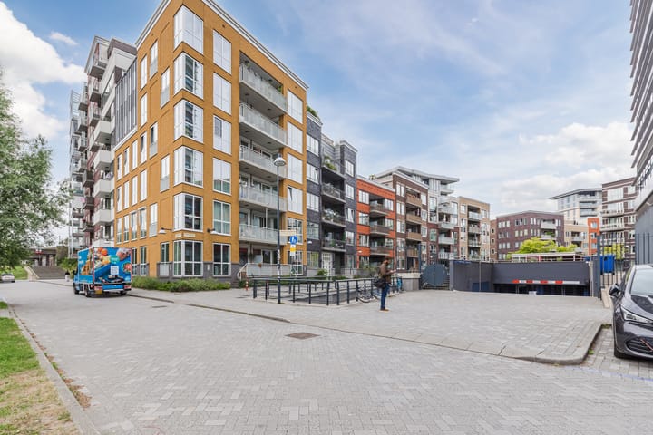 Photo 31 of Theo van Doesburghof 60