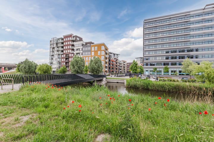 Photo 36 of Theo van Doesburghof 60