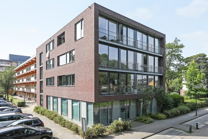 Photo 35 of Kaupangstraat 112