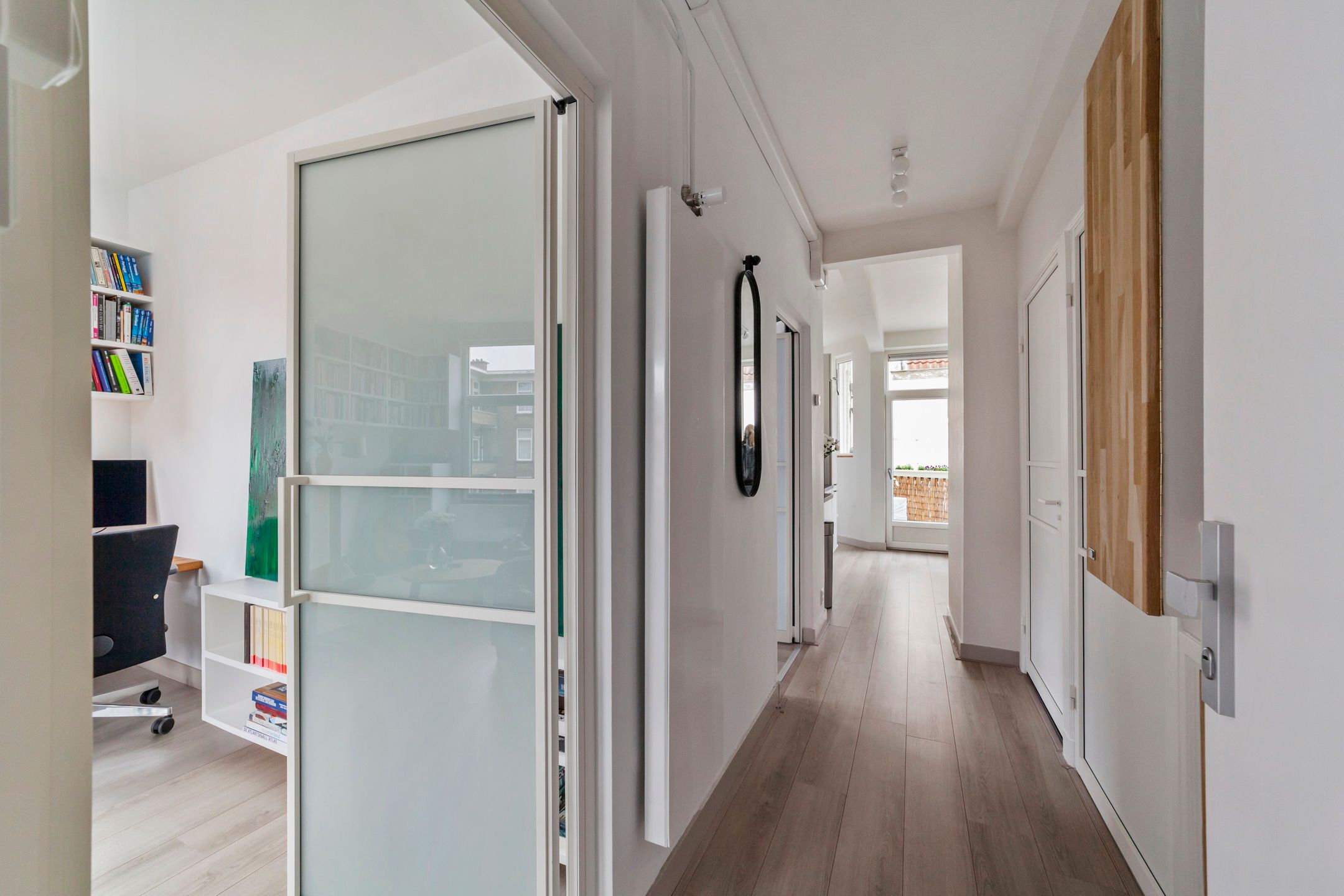 Foto 18 van van Egmondestraat 11