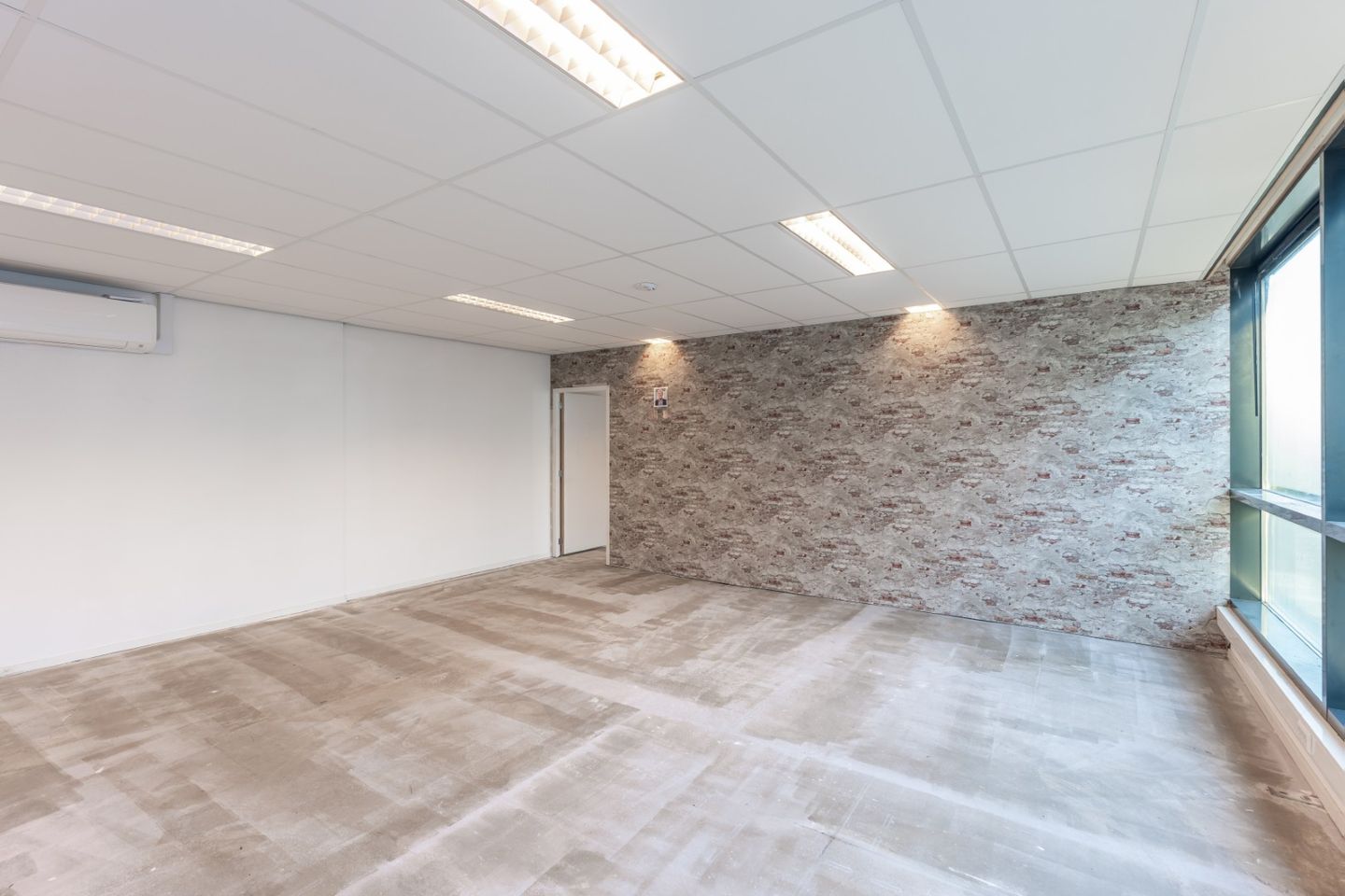 Bekijk foto 5 van Einthovenstraat 47