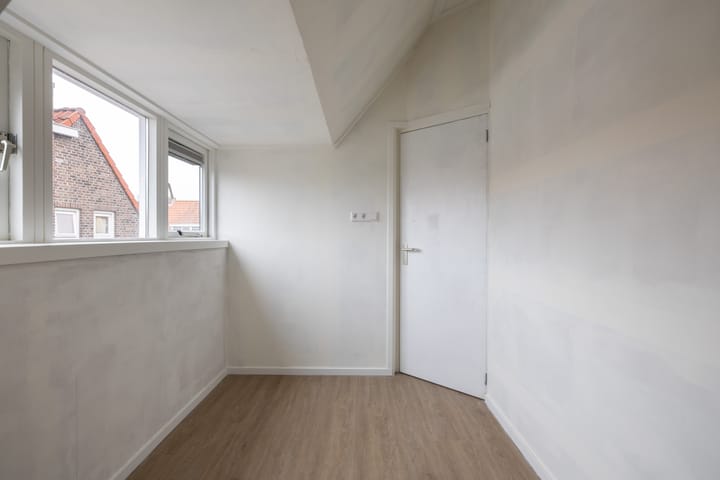 Foto 36 van Salverdastraat 13