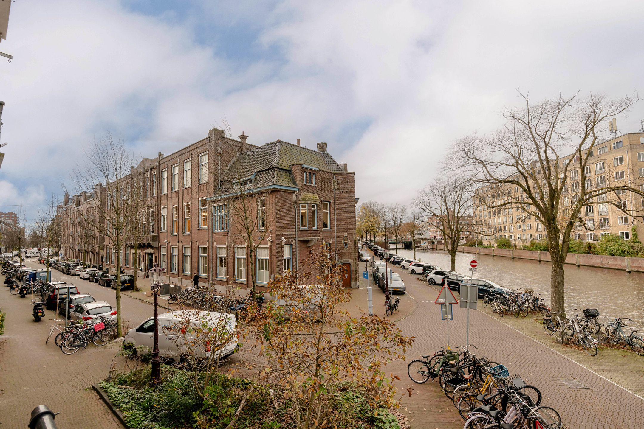 Photo 15 of Elisabeth Wolffstraat 3-1
