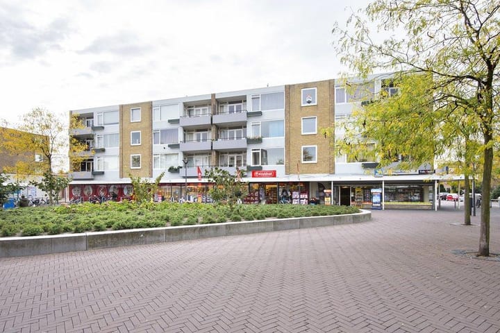 Photo 2 of Robijnstraat 15-B