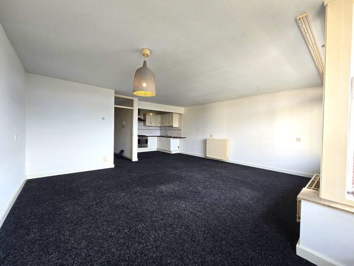 Photo 16 of Zeswegenlaan 303