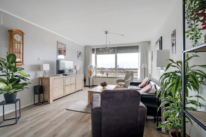 Photo 2 of Gronausestraat 198