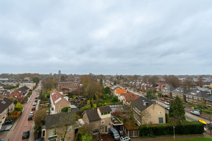 Photo 4 of Gronausestraat 198