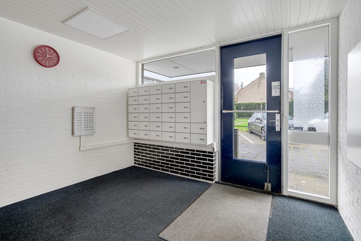 Photo 7 of Gronausestraat 198