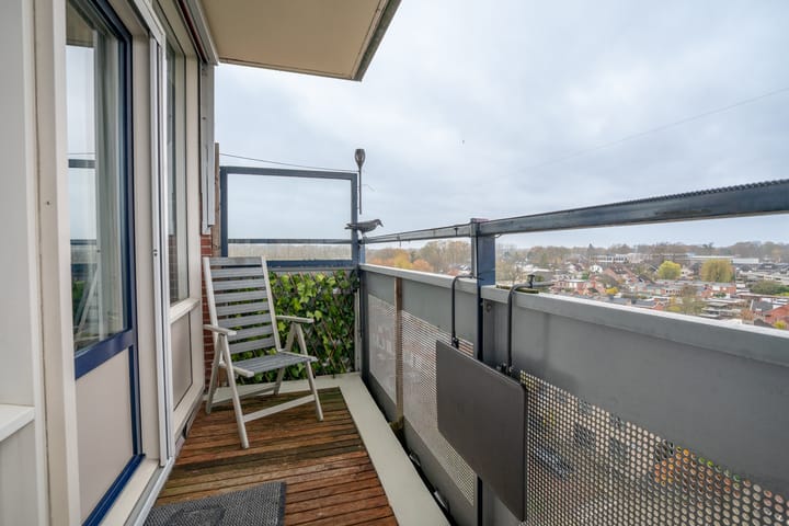 Photo 35 of Gronausestraat 198