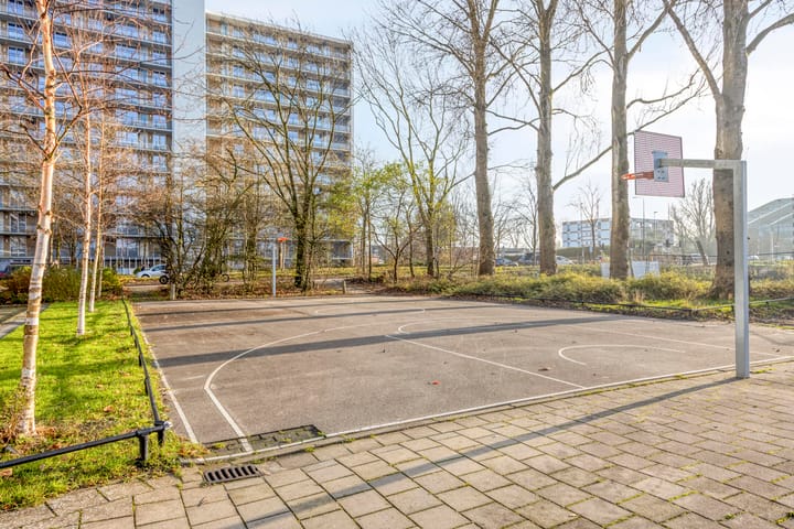 Photo 32 of Saturnusstraat 42