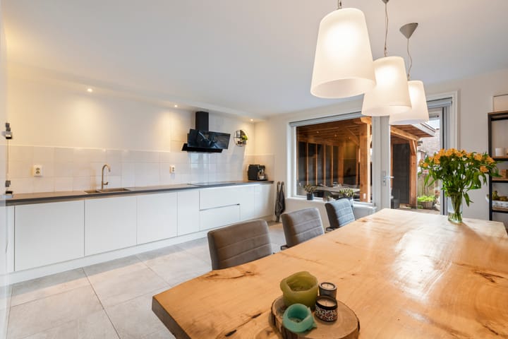 Photo 2 of Dubbelebuurt 14