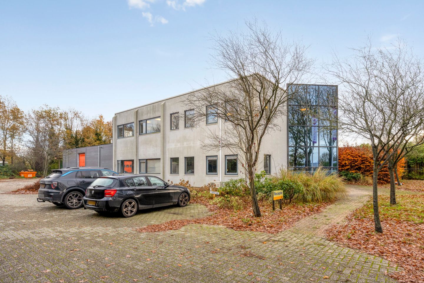 Bekijk foto 3 van Produktieweg 8