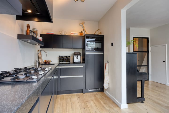 Foto 15 van Dr. Colijnstraat 113