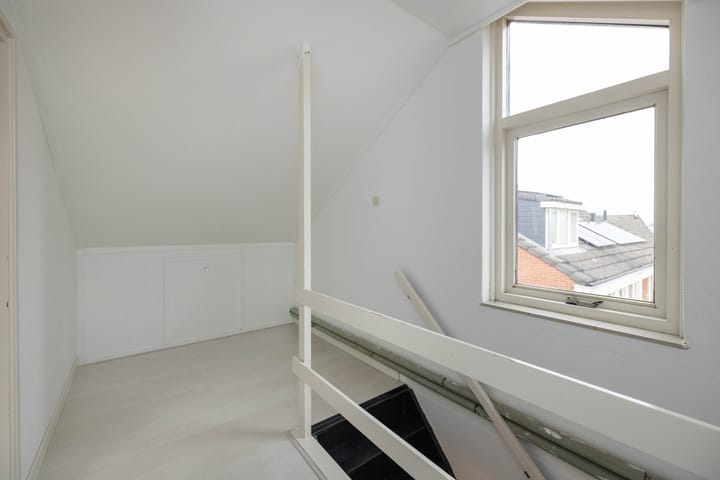 Foto 26 van Van Coeverdenstraat 5