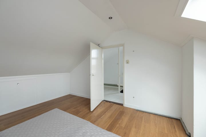 Foto 29 van Van Coeverdenstraat 5