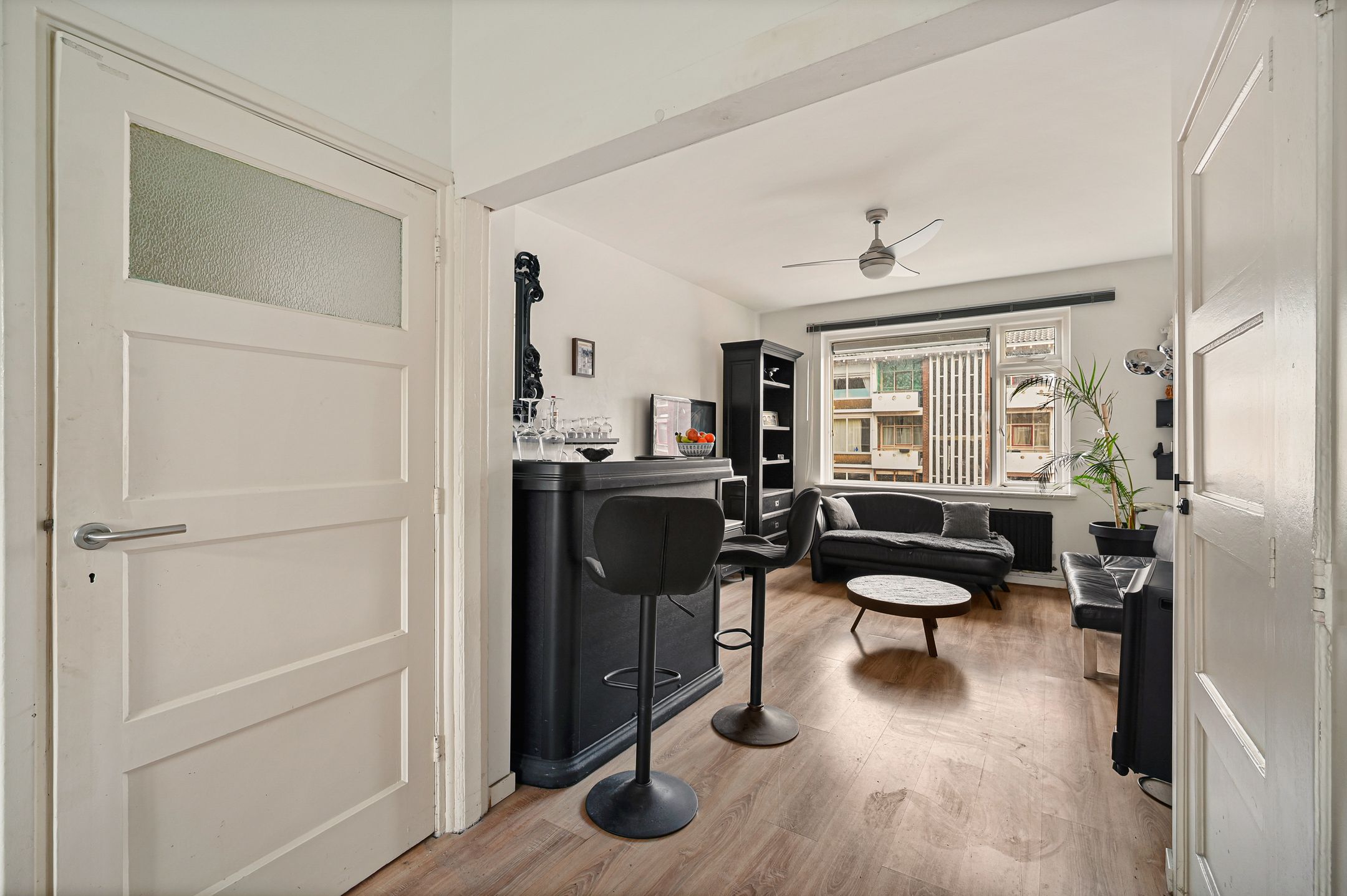 Photo 9 of Von Geusaustraat 85