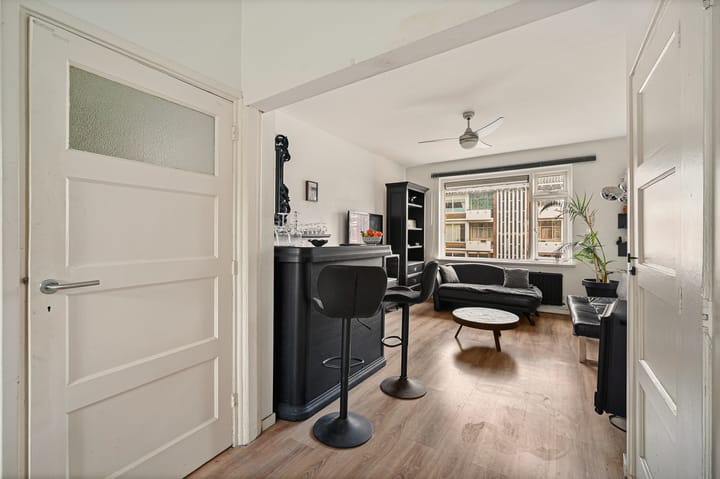 Photo 9 of Von Geusaustraat 85