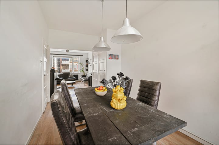 Photo 17 of Von Geusaustraat 85