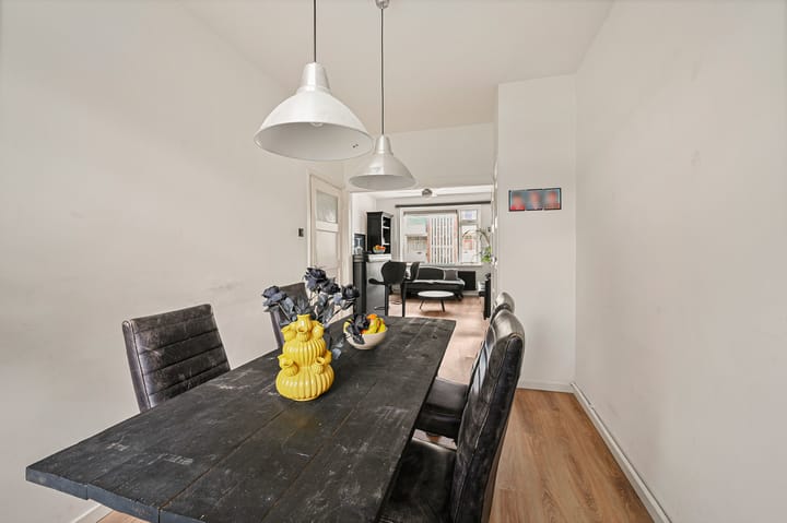 Photo 16 of Von Geusaustraat 85