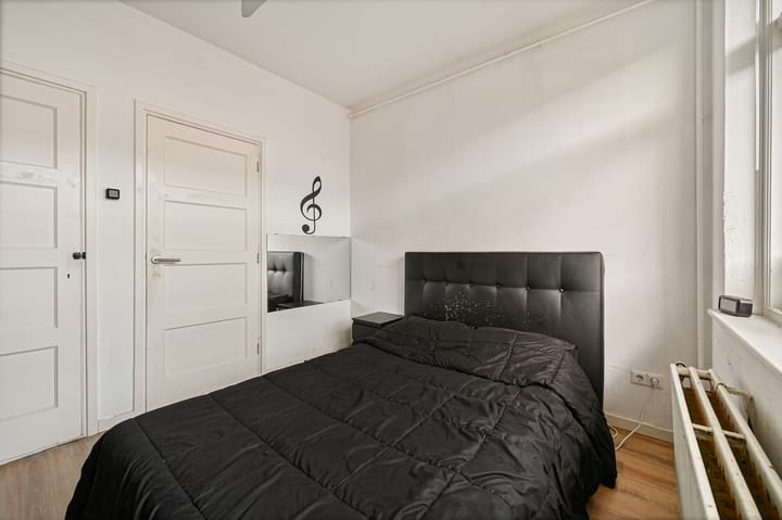 Photo 25 of Von Geusaustraat 85