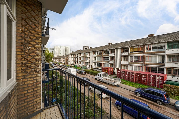 Photo 27 of Von Geusaustraat 85