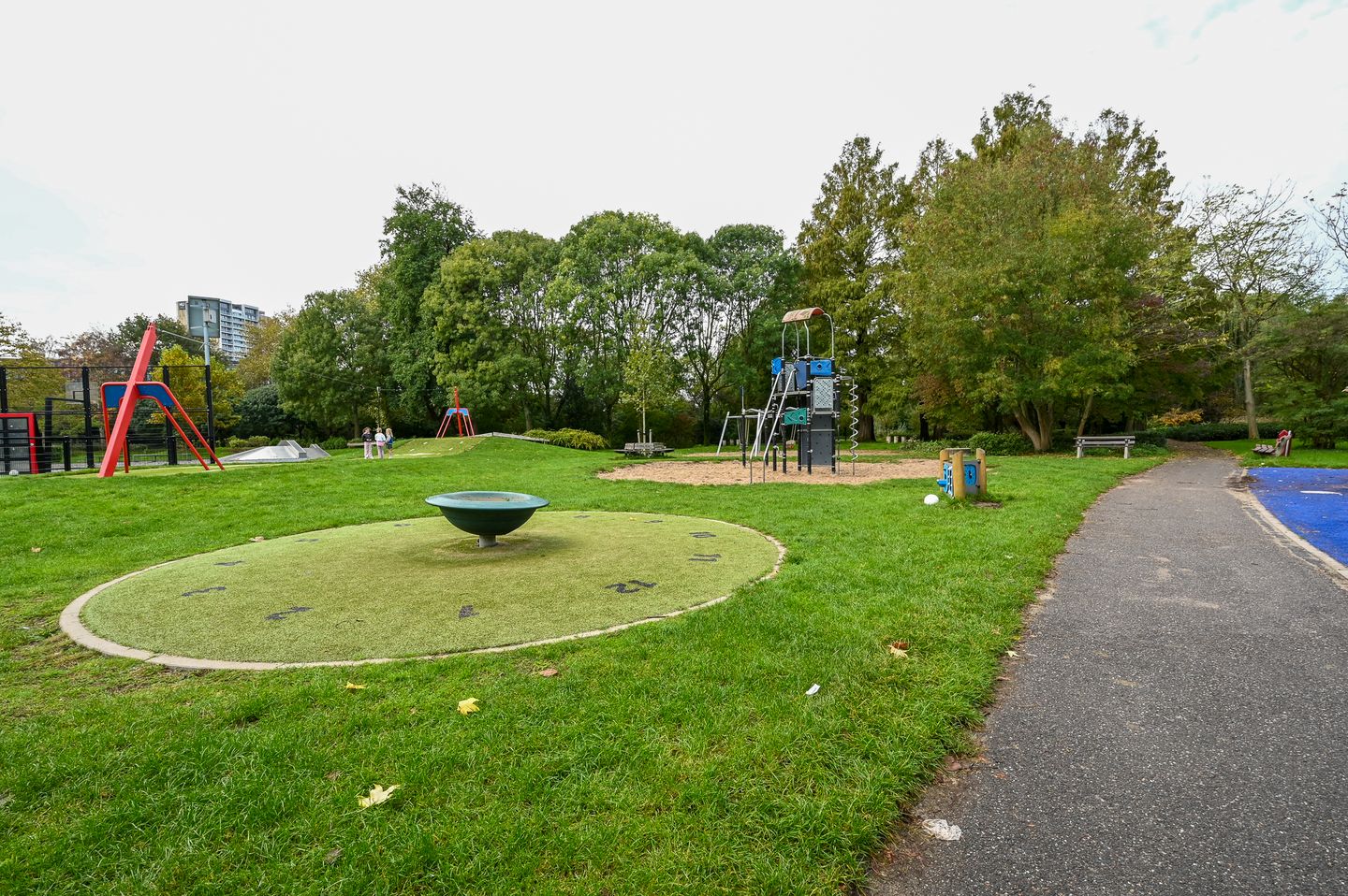 Photo 34 of Von Geusaustraat 85