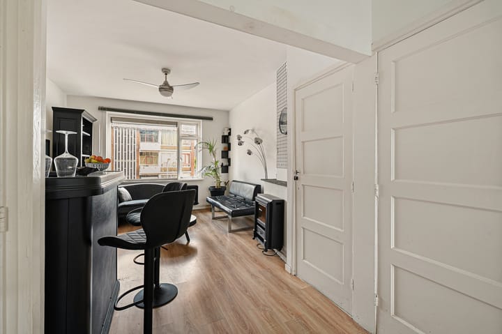 Photo 10 of Von Geusaustraat 85