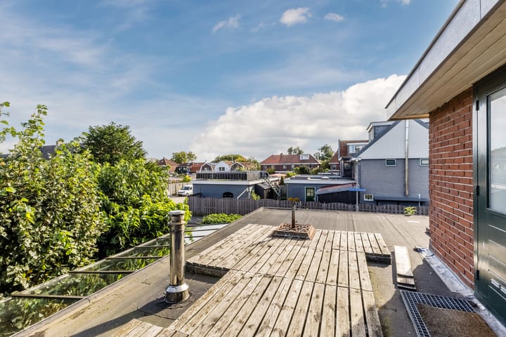 Photo 34 of Iepenstraat 12