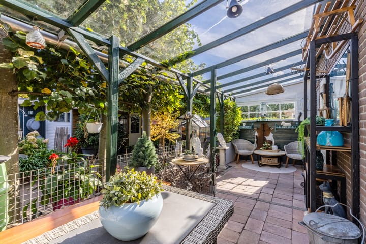 Photo 38 of Iepenstraat 12