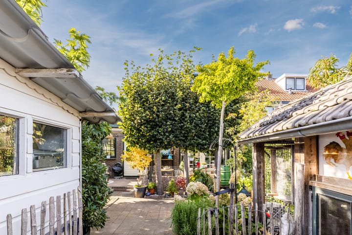 Photo 44 of Iepenstraat 12