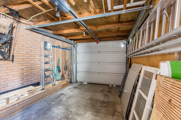 Photo 45 of Iepenstraat 12