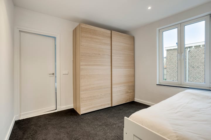 Photo 13 of Tongersestraat 82