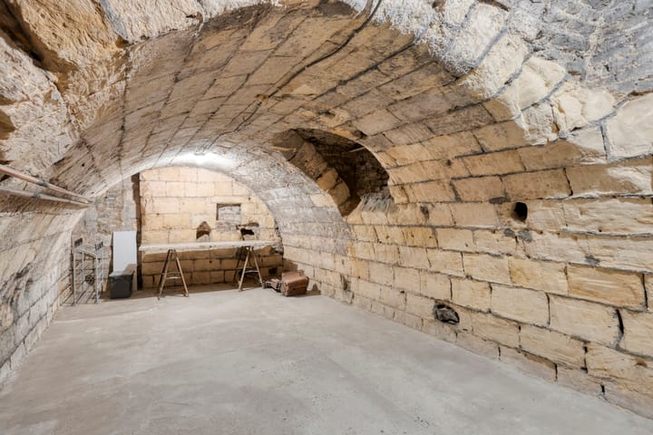 Photo 19 of Tongersestraat 82