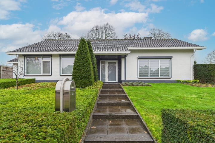 Photo 7 of Zuidsingel 44