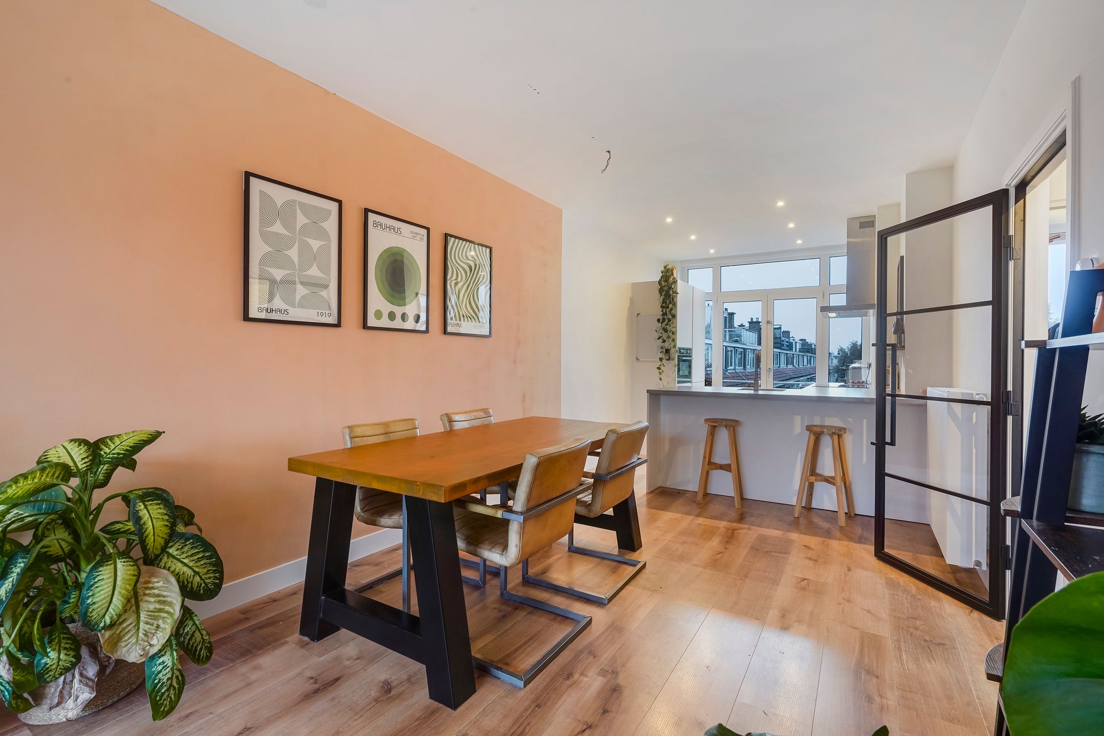 Foto 12 van Renswoudelaan 73