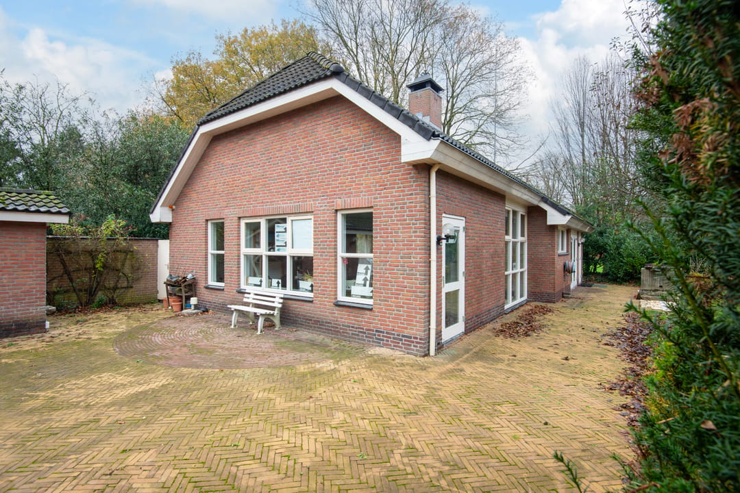 Photo 22 of Hunnenweg 7