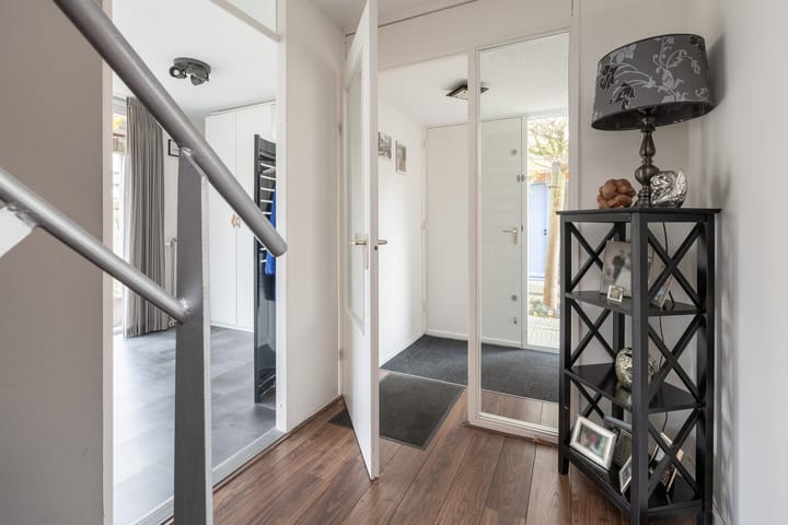 Foto 9 van James Stewartstraat 65