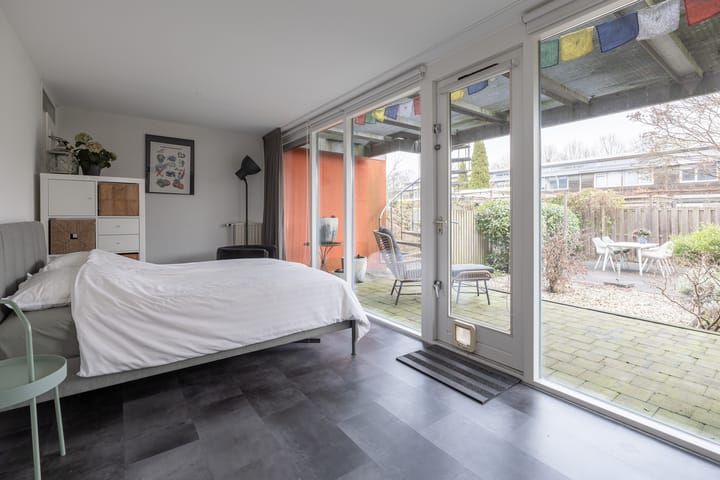 Foto 14 van James Stewartstraat 65