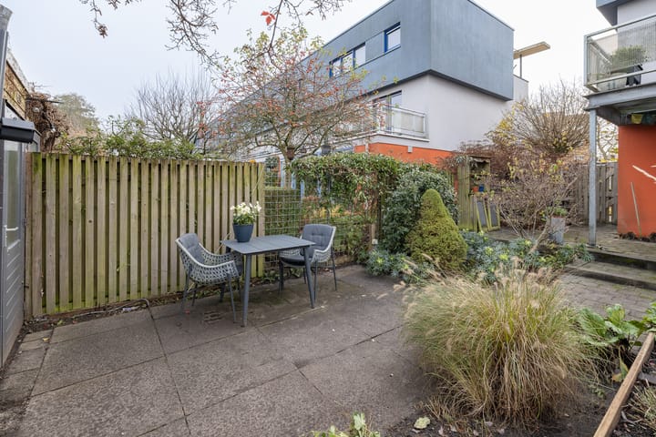 Foto 42 van James Stewartstraat 65