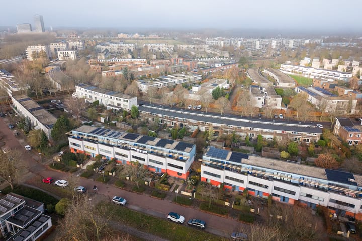 Foto 50 van James Stewartstraat 65